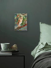 Load image into Gallery viewer, Barn-Owl-LG-paintlikeabirdsings-painting-birds-13x18cm-interior-with-bed.jpg
